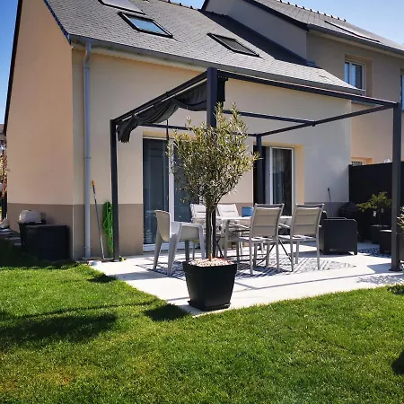 Chez Particulier Proche Circuit 24h Homestay *