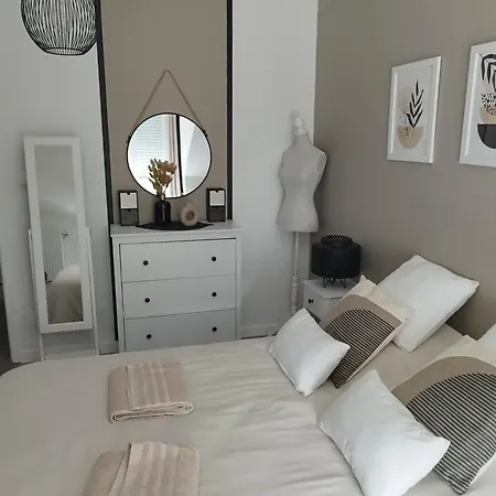 Habitación en casa particular Chez Particulier Proche Circuit 24h Le Mans